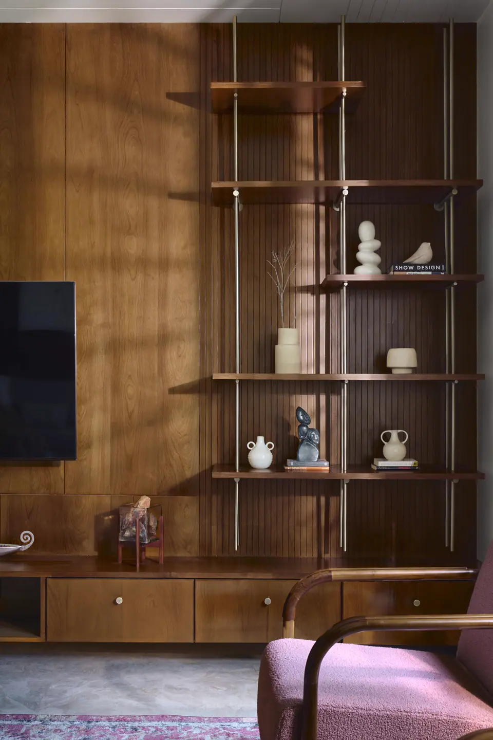 06 HOC - Living Room