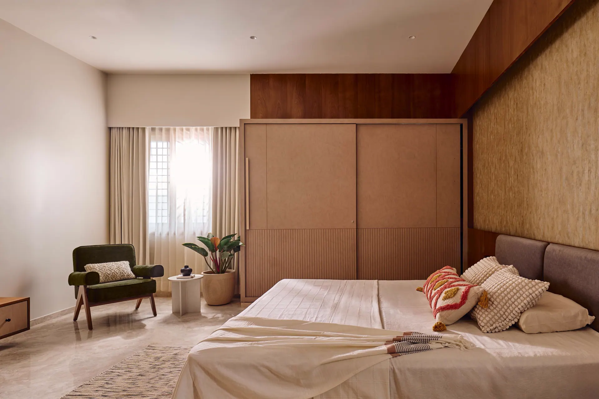 16 HOC - Bedroom